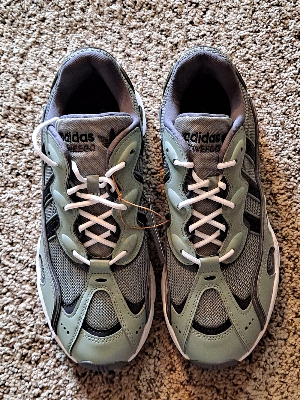 Adidas Ozweego OG Sage Green and Gray Chunky Runner Sneakers Size 9.5 - Picture 5 of 8
